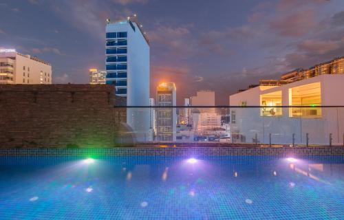 aaron boutique hotel