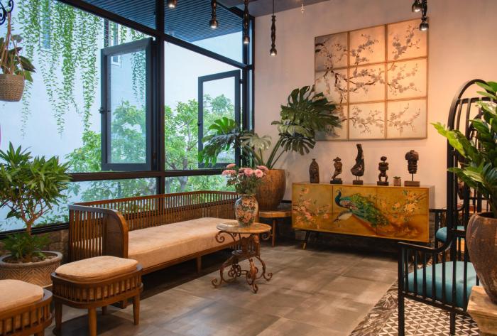 aaron boutique hotel