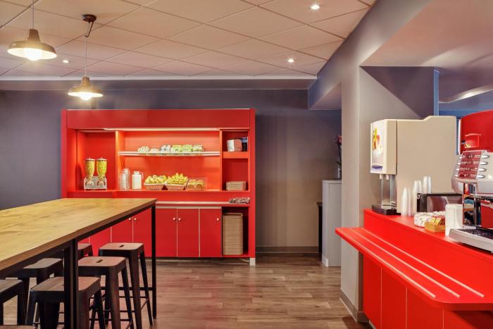 hotelf1 paris porte de chatillon renove