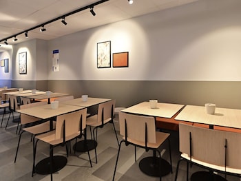 Ibis Budget Forbach Centre,Forbach>>Folkling,2 star