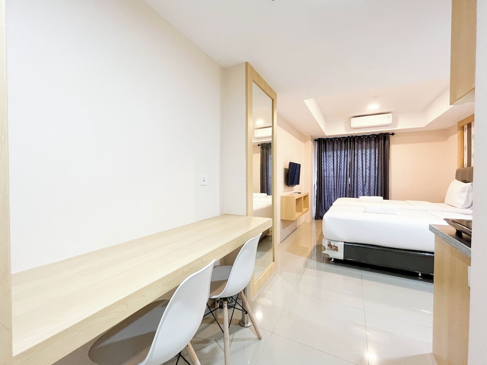 nice and tidy studio at de prima apartment