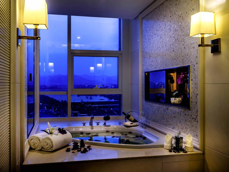 pullman qingdao ziyue