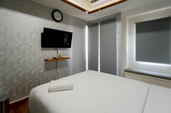 relaxing studio at vida view makassar apartment