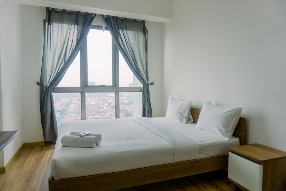 cozy stay 1br at m town signature apartment