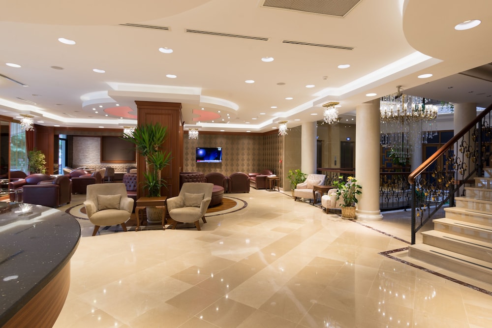 black bird thermal hotel and spa