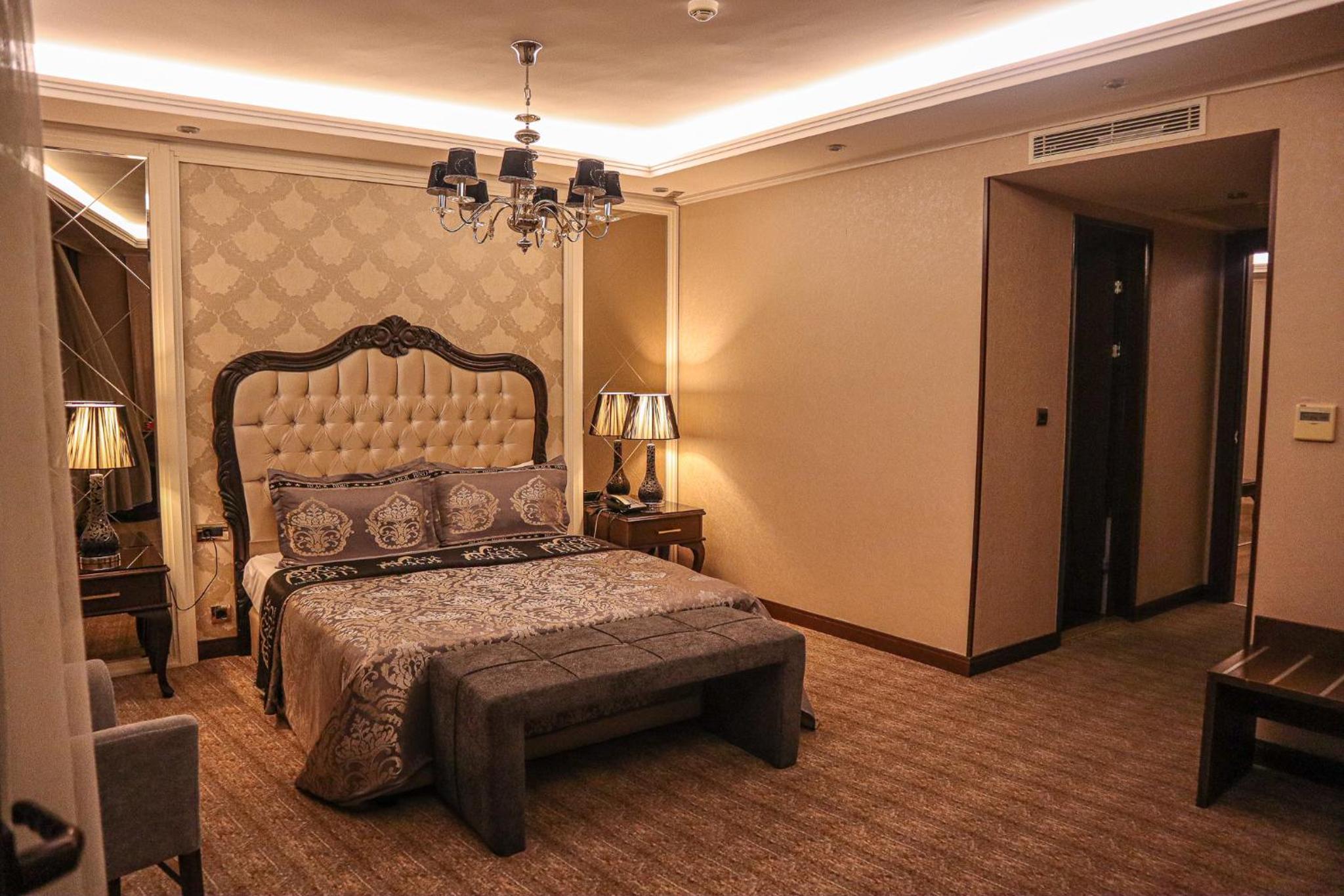 black bird thermal hotel and spa