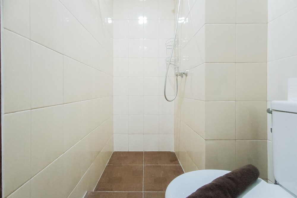 comfort stay studio at vida view makassar apartment