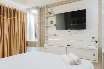 comfort stay studio at vida view makassar apartment