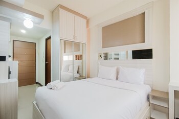 comfort stay studio at vida view makassar apartment