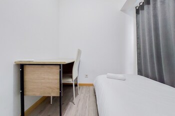 nice 2br apartment at m town residence