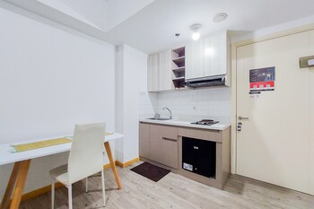 nice 2br apartment at m town residence