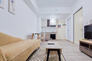 nice 2br apartment at m town residence