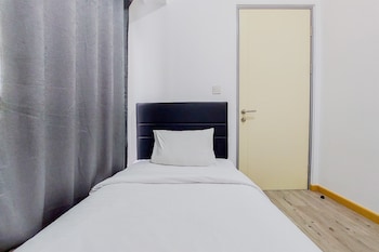 nice 2br apartment at m town residence