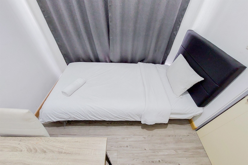 nice 2br apartment at m town residence