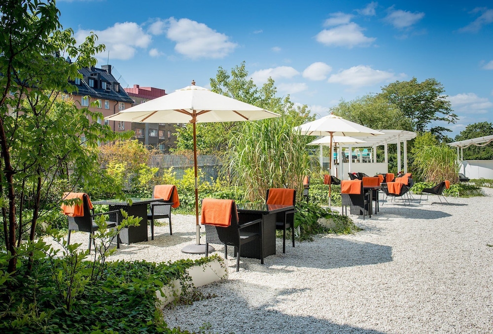 Elite Hotel Arcadia,Ostermalm>>Kista,4 star