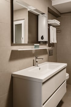 the sliema suites