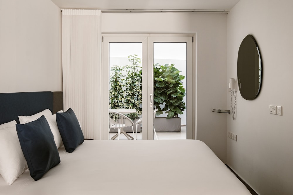 the sliema suites