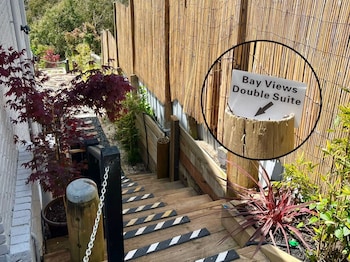 arthurs holiday villa