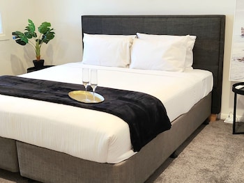 arthurs holiday villa