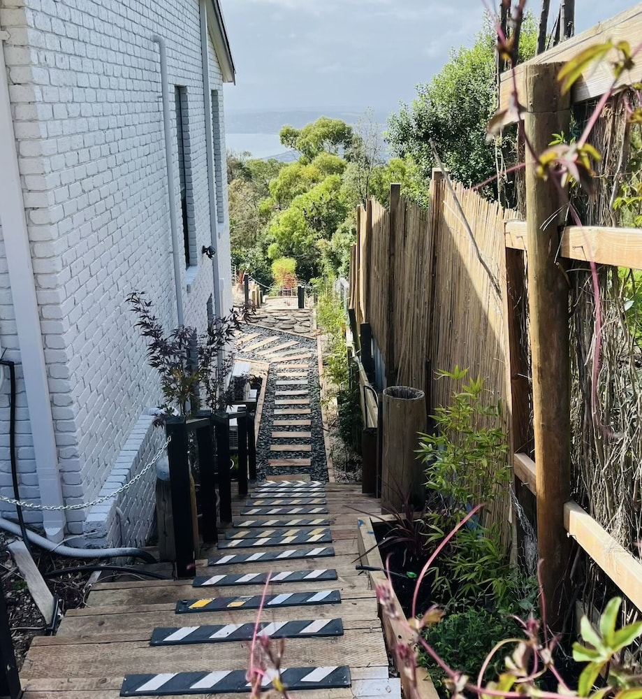 arthurs holiday villa