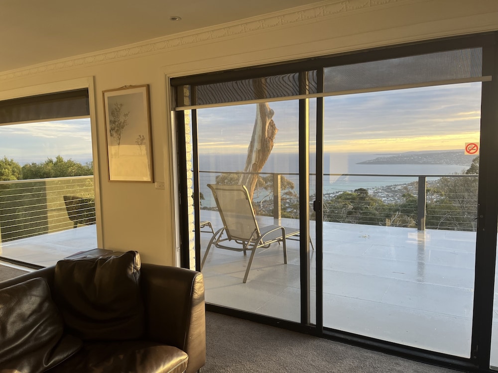 arthurs holiday villa