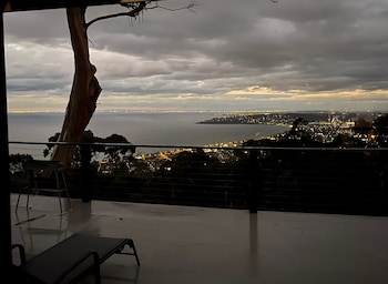 arthurs holiday villa