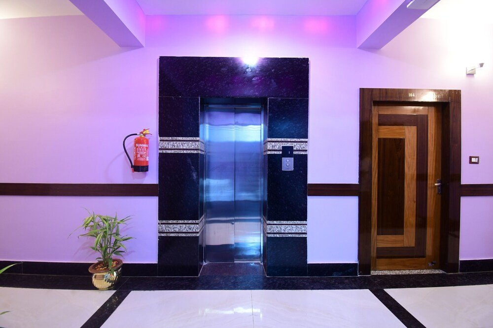 hotel sushree international