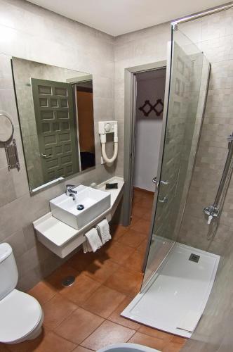 hotel galaroza sierra