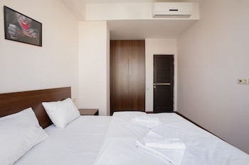 stay inn on buzand str 17