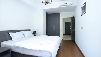stay inn on buzand str 17