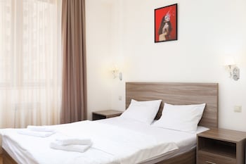 stay inn on buzand str 17