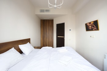 stay inn on buzand str 17