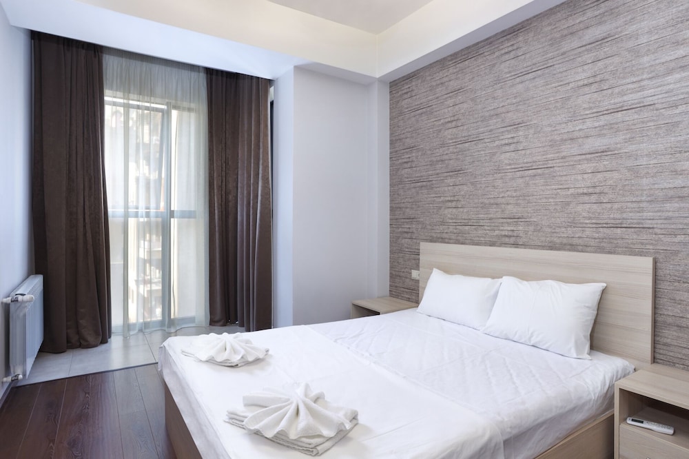 stay inn on buzand str 17