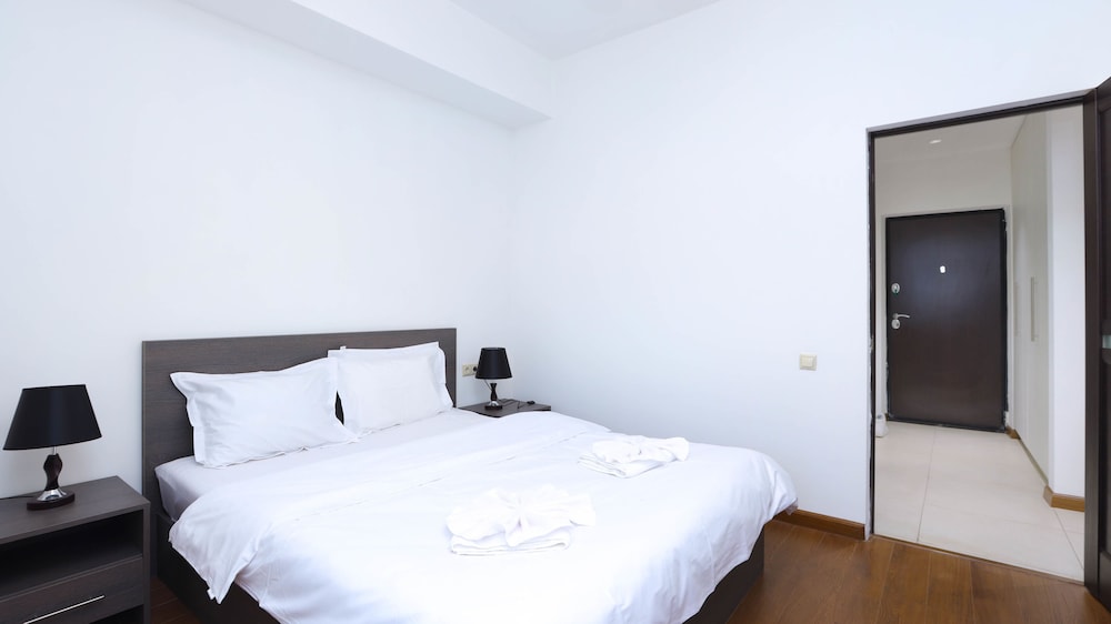 stay inn on buzand str 17