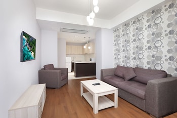 stay inn on buzand str 17