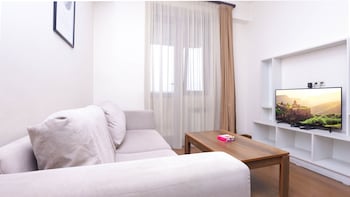 stay inn on buzand str 17