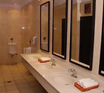 owu crown hotel