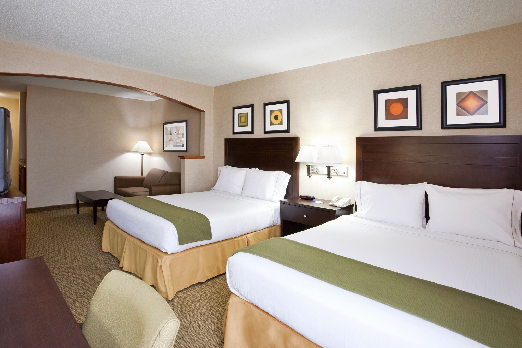holiday inn express hotel and suites cleveland streetsboro by ihg