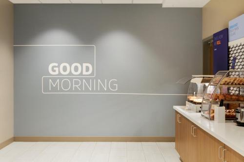 holiday inn express hotel and suites cleveland streetsboro by ihg
