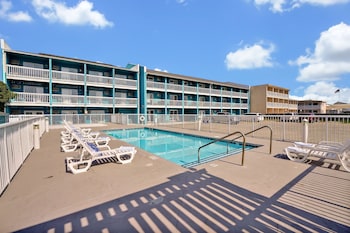 admirals quarter