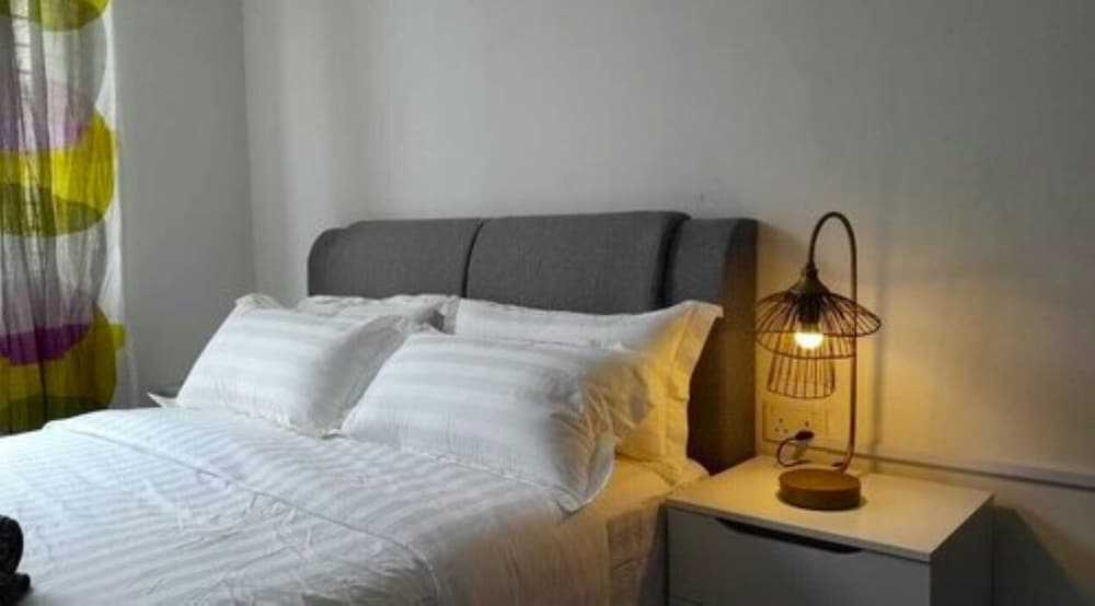 spacious pool villa tmn emas ukay ampang