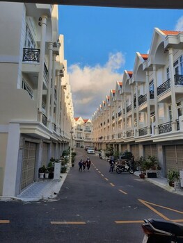 golden hills villa the windy bnb2
