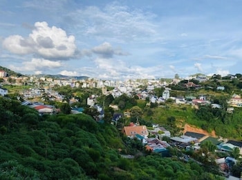 golden hills villa the windy bnb2