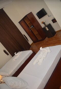 city inn hotel