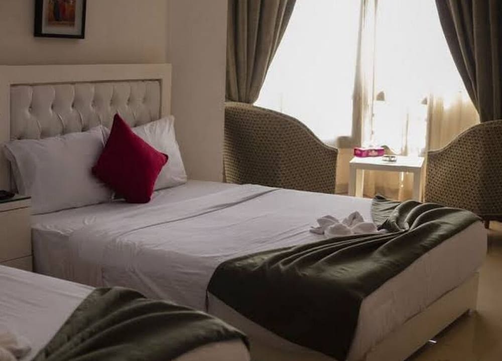 city inn hotel