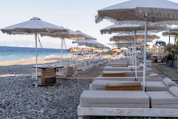 island sea side hotel adults only