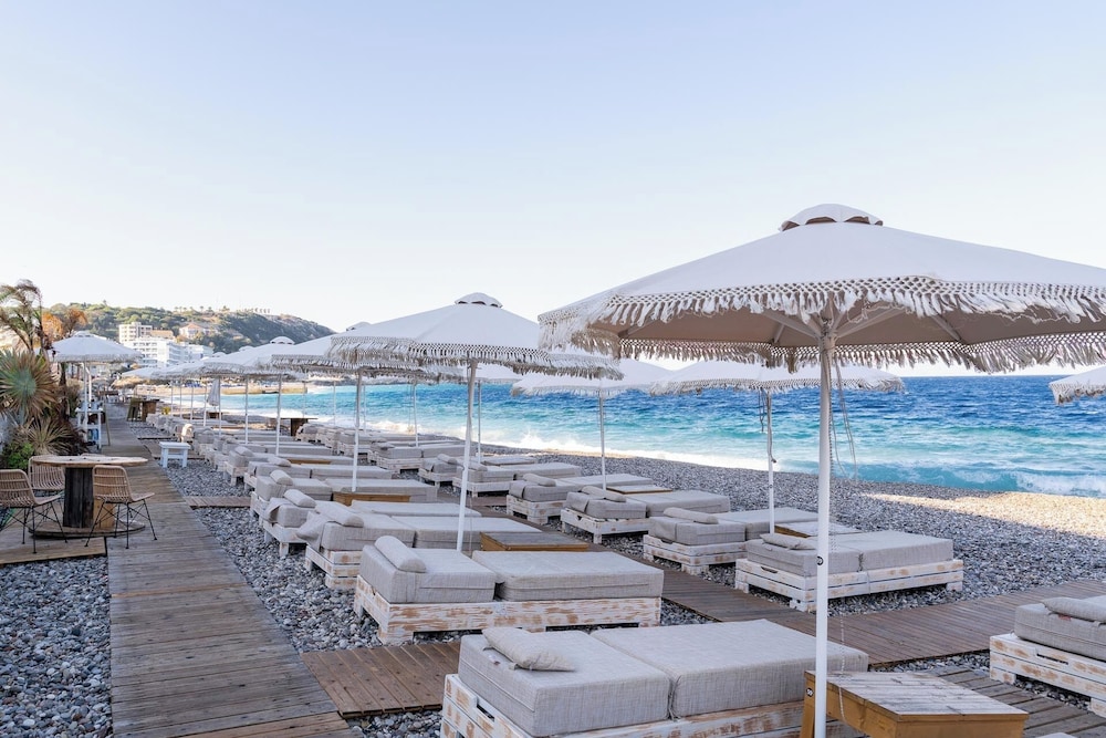 island sea side hotel adults only