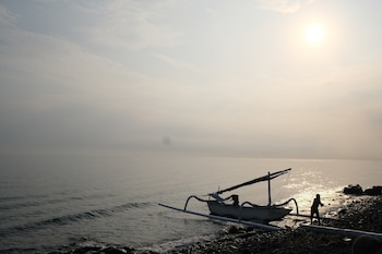 retreat villa toraja baturinggit