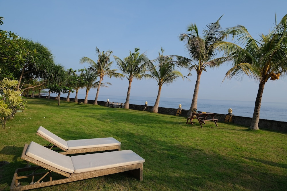 retreat villa toraja baturinggit