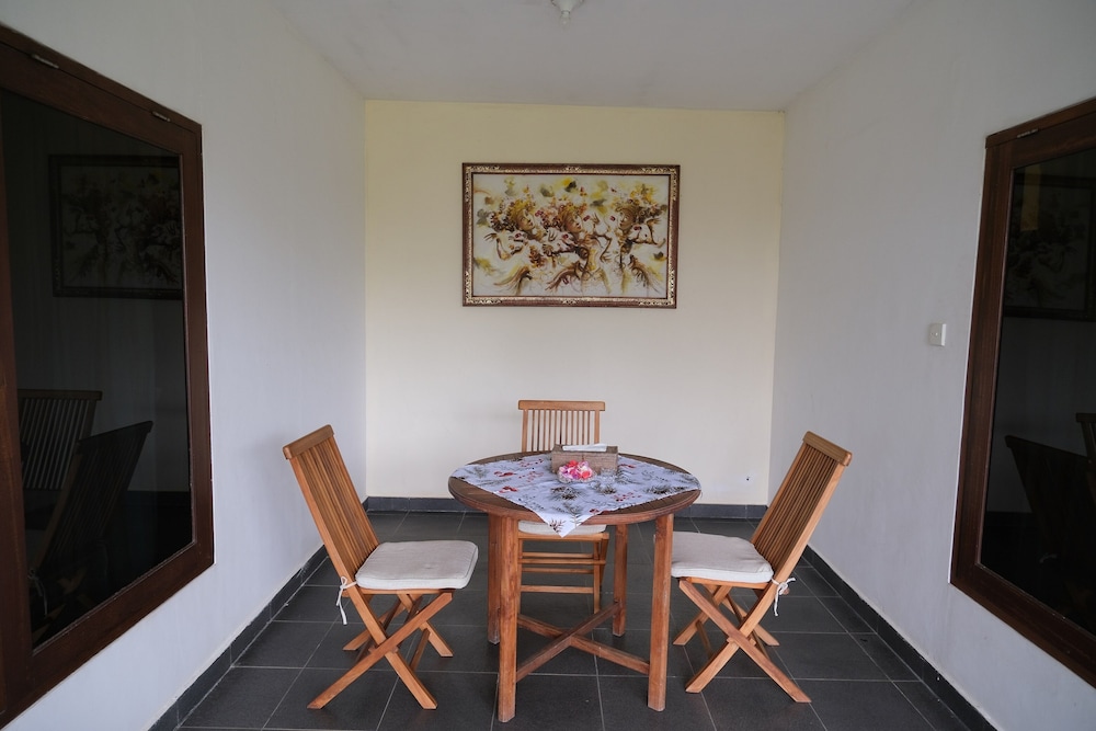 retreat villa toraja baturinggit